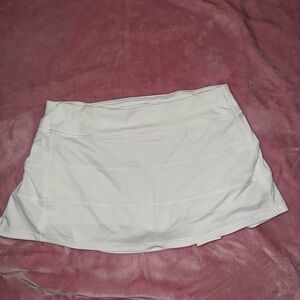 Lululemon Pace Rival Mid Rise Skirt White Size‎ 10 NWOT